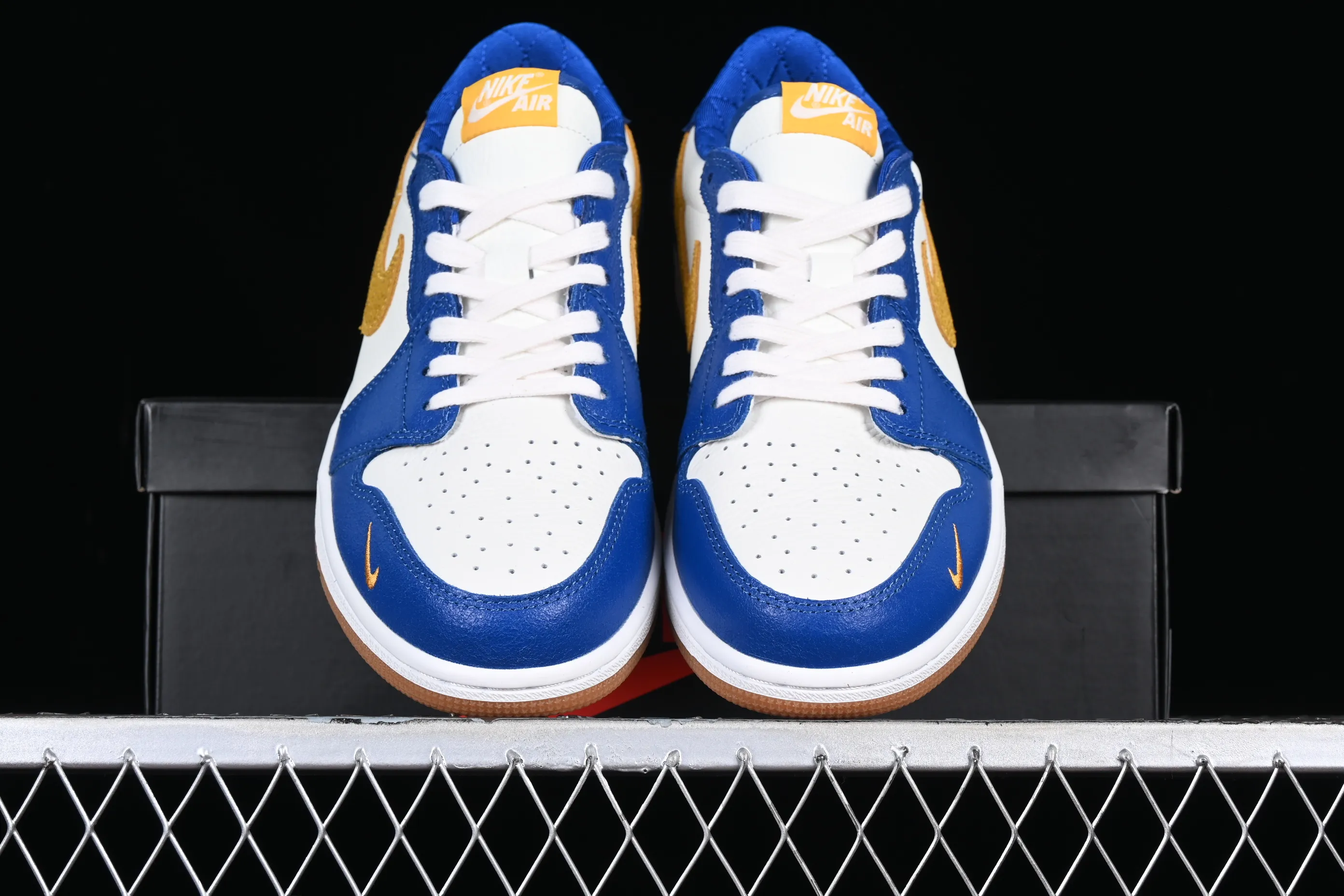 All categories Air Jordan Jordan series basketball shoes Air Jordan 1 Low Z version Air Jordan 1 Low AJ1 Joe 1 white blue yellow hook burst pattern low-top cultural and leisure sports sneakers DZ0792-103